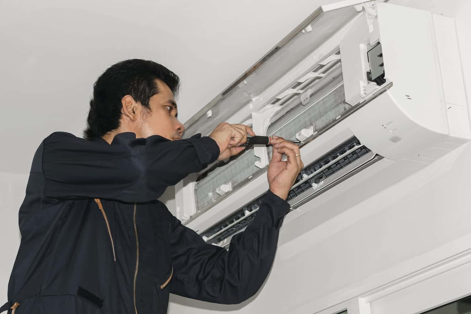 Troubleshooting Your AC: Hot Air Issues