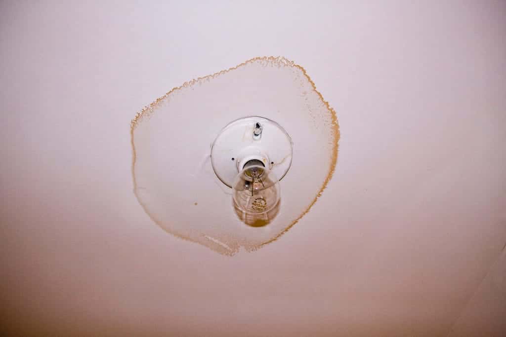Signs Your Air Conditioner is Leaking