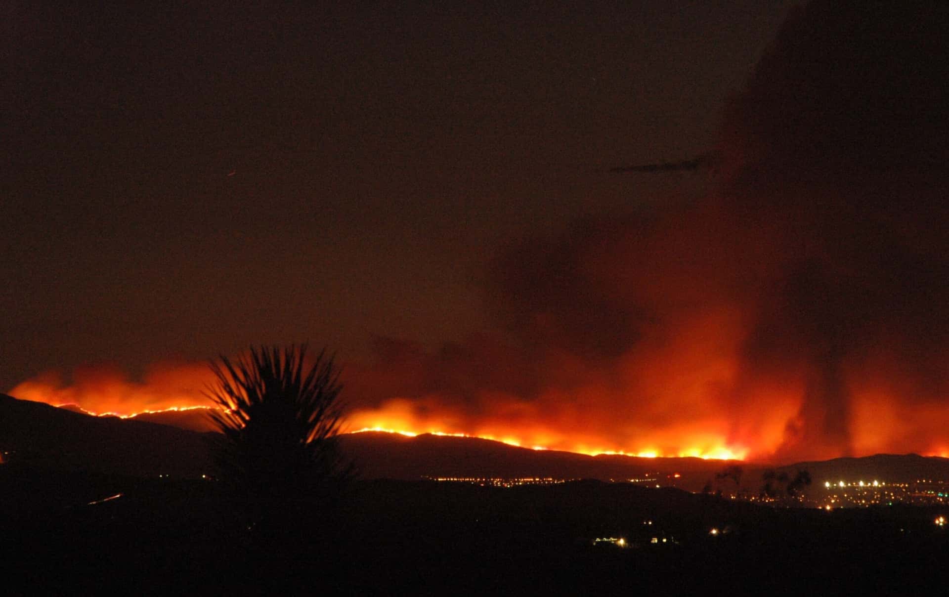 Los angeles fires causing smoke and bad air quality index