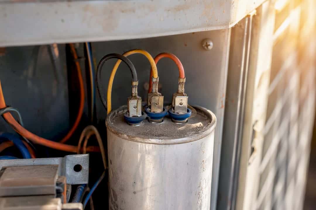 What Is a Dual Run Capacitor in Your AC or Heat Pump?