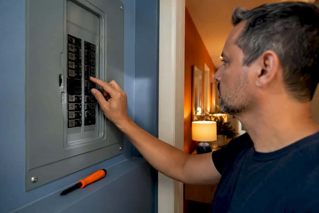 AC Breaker Trips? One Reset Rule and What Los Angeles Homeowners Do