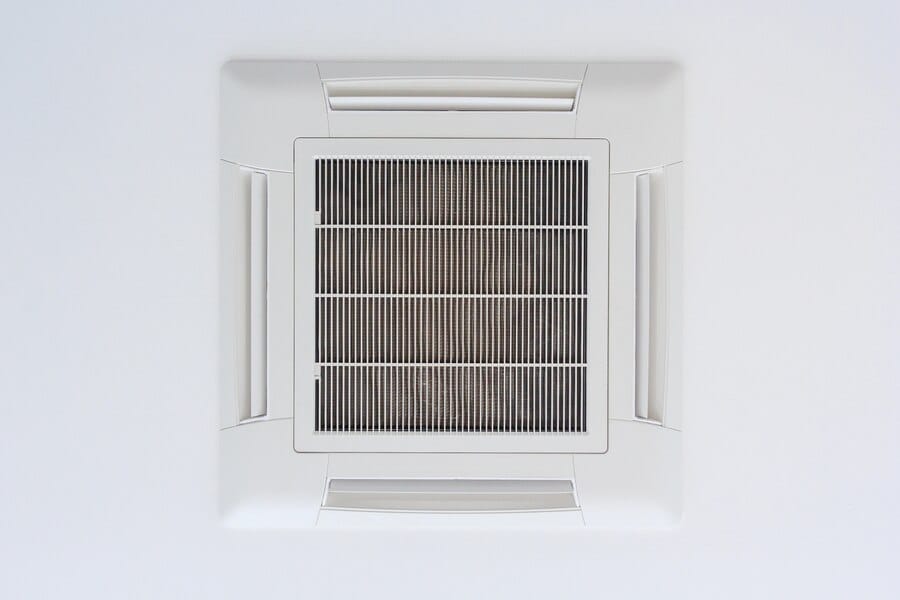 ¿Por qué hay tanta condensación en mi rejilla de ventilación 2? LC Heating And Air Conditioning LC Heating And Air Conditioning Emergency Repair Hollywood Why Is There So Much Condensation On My Air Vent If you've noticed Condensation On My Air Vent, you're not alone. This common issue can be perplexing and often causes concern for homeowners. Condensation on air vents is not just an aesthetic problem; it can lead to more significant issues like mold growth and damage to your HVAC system. Condensation On My Air Vent,Air Vents