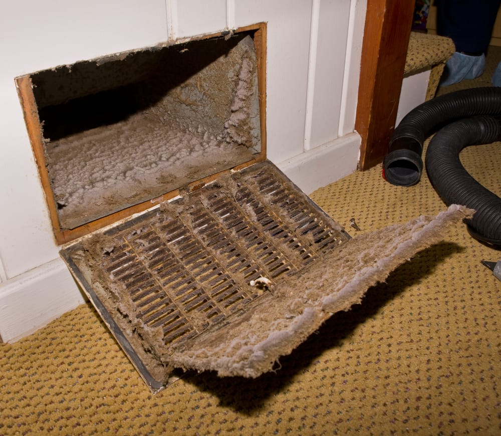 ¿Puedes limpiar tú mismo los conductos de aire? 2 LC Heating And Air Conditioning LC Heating And Air Conditioning Emergency Repair Hollywood Can You Clean Your Own Air Ducts? In the bustling environment of Los Angeles, maintaining a clean and efficient HVAC system is crucial for comfort and health. The city's air, often filled with pollutants and allergens, makes it even more essential to ensure that the air circulating inside your home is as clean as possible. You may be wondering, "Can I clean my own air ducts?" The answer is yes, you can, but it comes with certain considerations. While many homeowners explore ways to clean your own air ducts, it's important to understand the complexity of the task and the tools required. As a seasoned HVAC professional at LC Heating and Air Conditioning, I'm here to guide you through the process with a touch of professionalism and a commitment to quality service. Clean Your Own Air Ducts,Air Ducts,HVAC