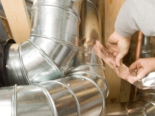 Comprender el impacto de los conductos de aire con fugas 2 LC Heating And Air Conditioning LC Heating And Air Conditioning Emergency Repair Hollywood Understanding the Impact of Leaky Air Ducts In the bustling Los Angeles metropolitan area, ensuring your home's HVAC system is functioning optimally is crucial. With temperatures that can vary dramatically, having a reliable system to maintain indoor comfort is not just a luxury but a necessity. One of the most common issues that can disrupt your comfort is leaky air ducts. These leaks can have a significant impact on your home's air quality, energy efficiency, and overall comfort. As the owner of LC Heating and Air Conditioning, I want to share my insights into the importance of maintaining well-sealed ductwork and how addressing leaky air ducts can improve your living environment. Leaky Air Ducts,Air Ducts,Signs of Leaky Air Ducts,HVAC