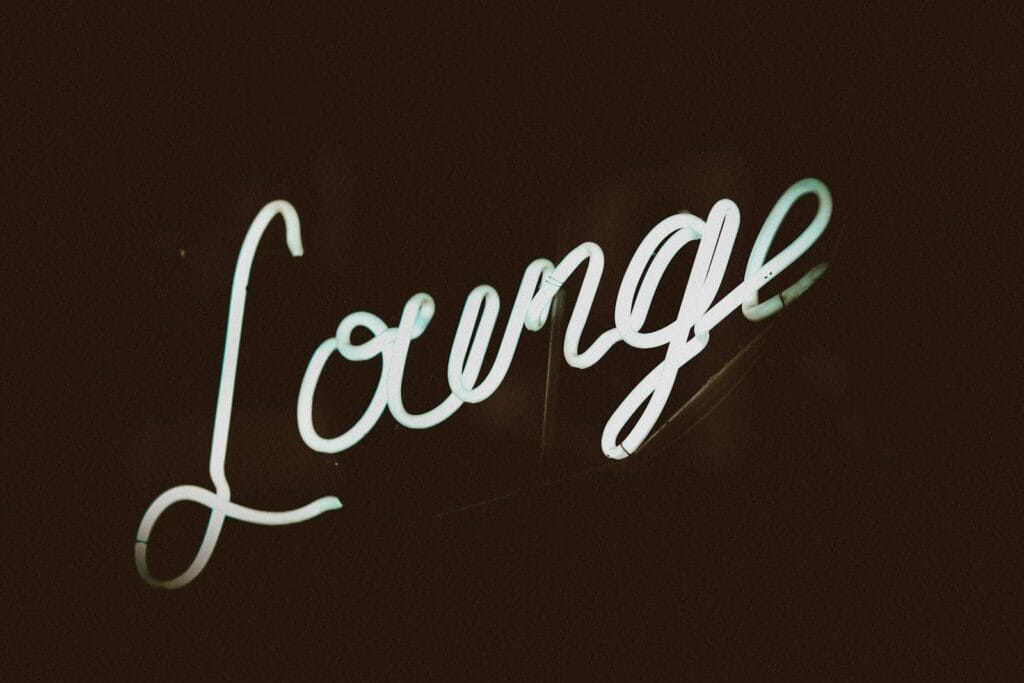 Beneficios de los depuradores de aire en los salones de shisha 1 white love neon light signage