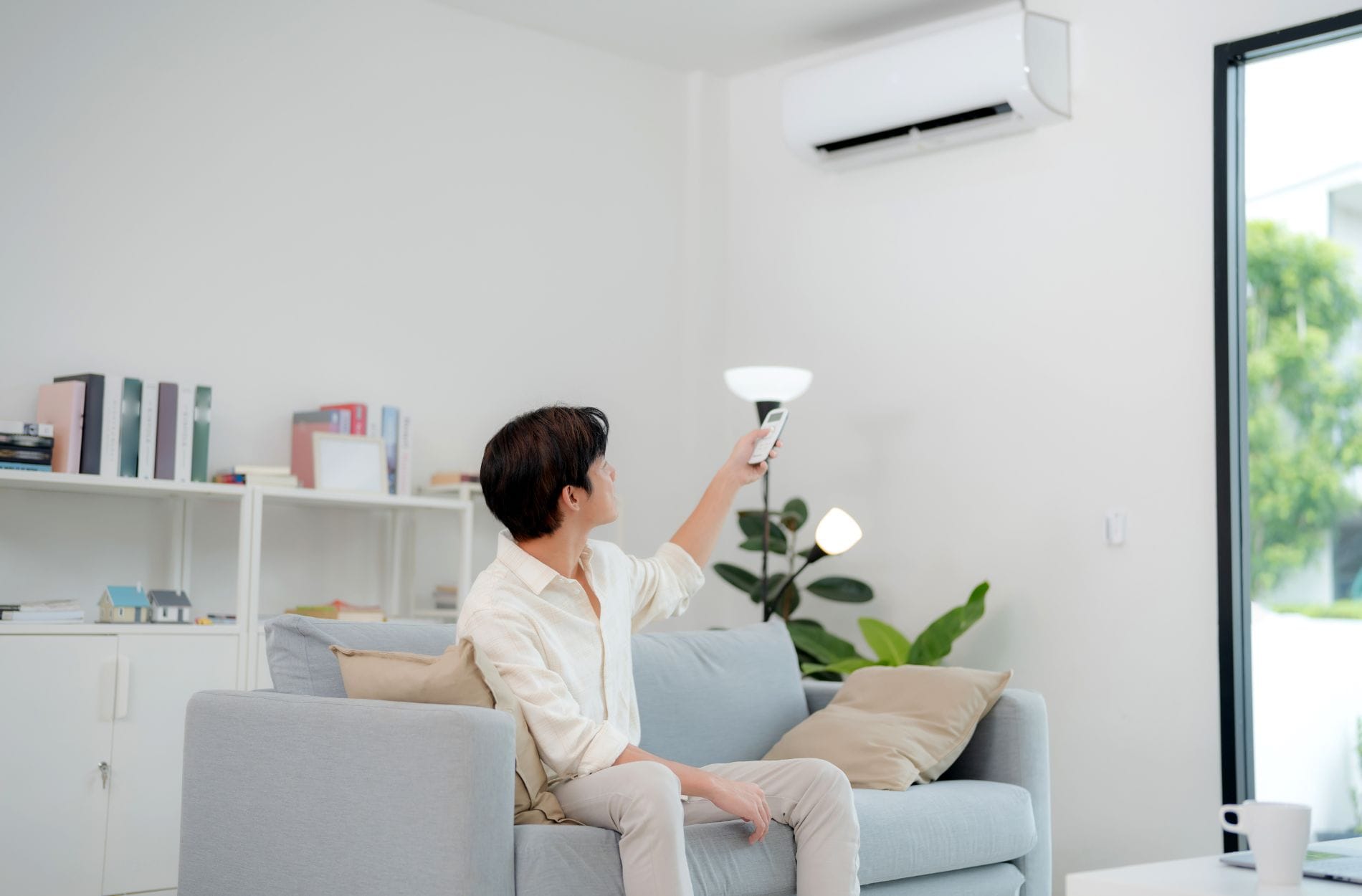 LC Heating And Air Conditioning LC Heating And Air Conditioning Emergency Repair Hollywood Choosing the Right Air Conditioning Dealer When it comes to maintaining a comfortable home environment, selecting the right air conditioning dealer is paramount. As a seasoned HVAC professional with deep community roots in Hollywood, Los Angeles, I understand the importance of trust, quality, and customer satisfaction. This guide will walk you through the essentials of choosing the right dealer to ensure your home remains a sanctuary, regardless of the weather outside. Air Conditioning Dealer,HVAC